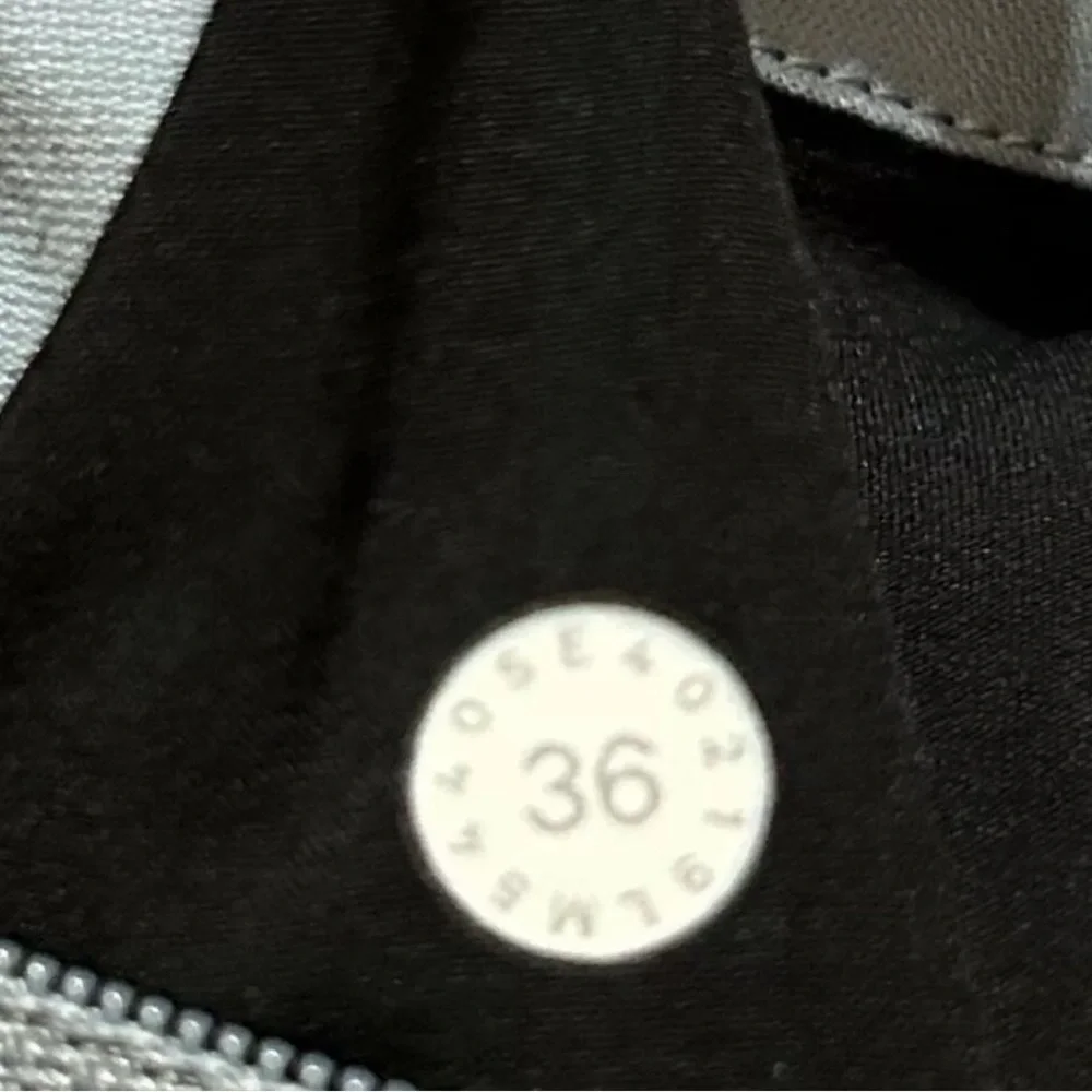 Lululemon ABC Pants Size 36/30 - Picture 6 of 6